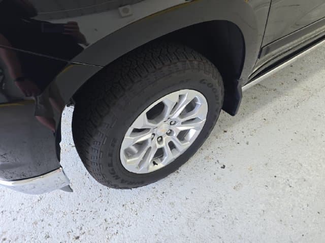 Pre-Owned 2024 Chevrolet Silverado 1500 LTZ - photo - 8