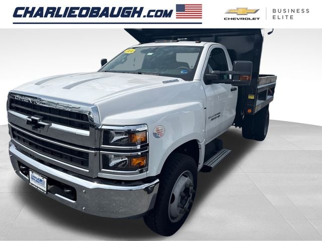 New 2024 Chevrolet Silverado 4500HD Work Truck - photo - 0