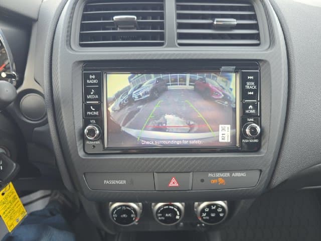 Pre-Owned 2025 Mitsubishi Outlander Sport 2.0 ES - photo - 14