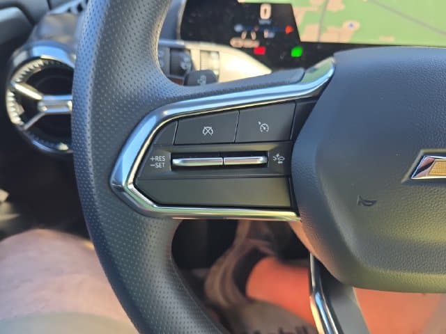 New 2026 Chevrolet Equinox EV LT - photo - 17