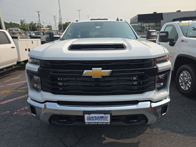 New 2026 Chevrolet Silverado 3500HD Work Truck - photo - 7