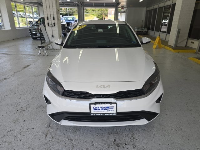 Pre-Owned 2023 Kia Forte LXS - photo - 7
