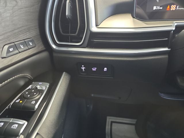 Pre-Owned 2025 Kia Sorento X-Line SX Prestige - photo - 20