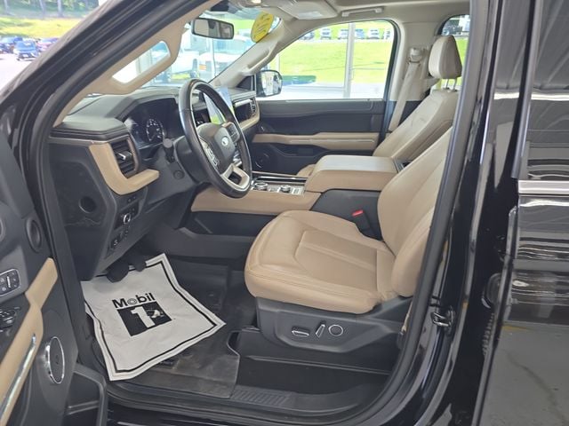 Pre-Owned 2024 Ford Expedition Limited - photo - 13