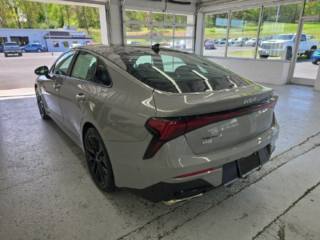 Pre-Owned 2025 Kia K5 GT - photo - 2