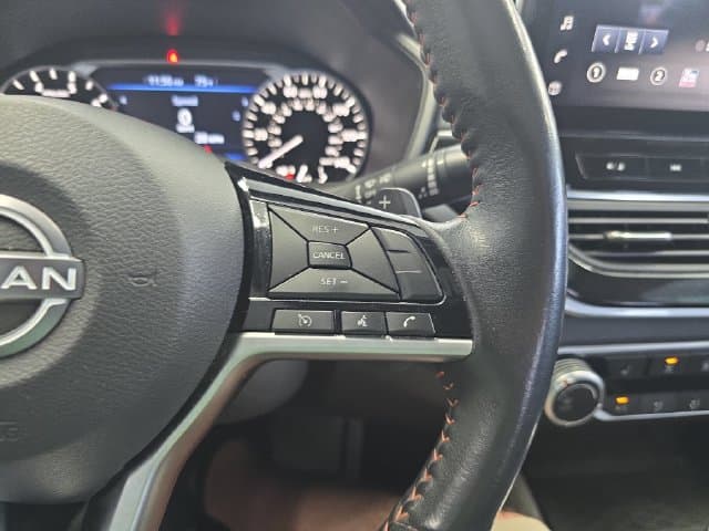 Pre-Owned 2023 Nissan Altima 2.5 SR - photo - 18