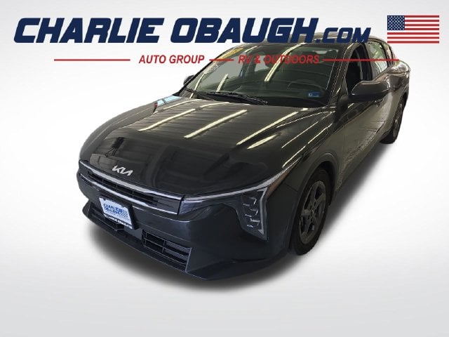 Pre-Owned 2025 Kia K4 LXS - photo - 0
