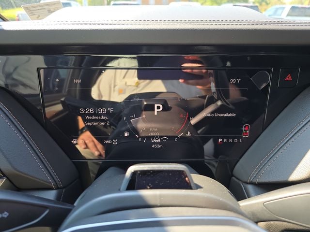New 2026 GMC Yukon XL AT4 - photo - 17