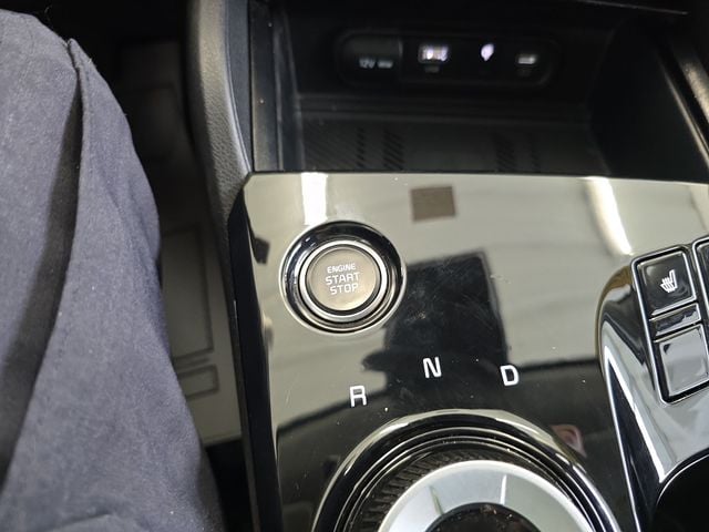 Pre-Owned 2023 Kia Sportage Hybrid EX - photo - 22