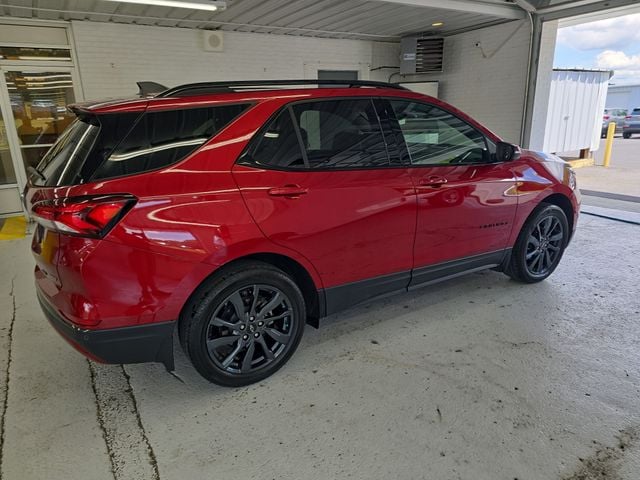 Pre-Owned 2023 Chevrolet Equinox RS - photo - 5
