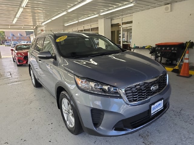 Pre-Owned 2020 Kia Sorento LX - photo - 6