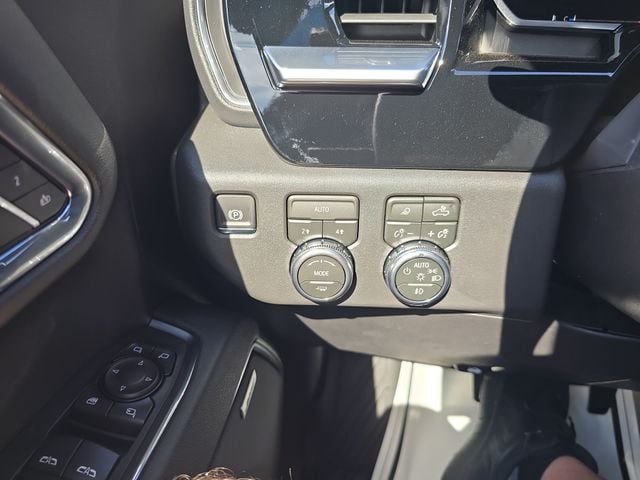New 2026 GMC Sierra 1500 SLT - photo - 18
