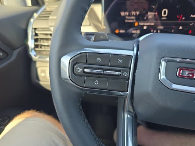 New 2027 GMC Acadia Elevation - photo - 17