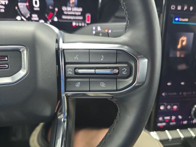 Pre-Owned 2025 GMC Acadia Elevation - photo - 17
