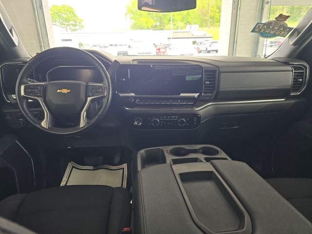 Pre-Owned 2023 Chevrolet Silverado 1500 LT - photo - 10