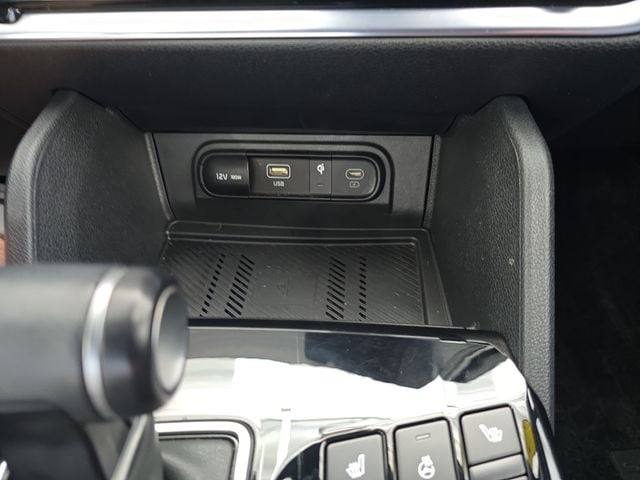 Pre-Owned 2025 Kia Sportage X-Pro - photo - 21