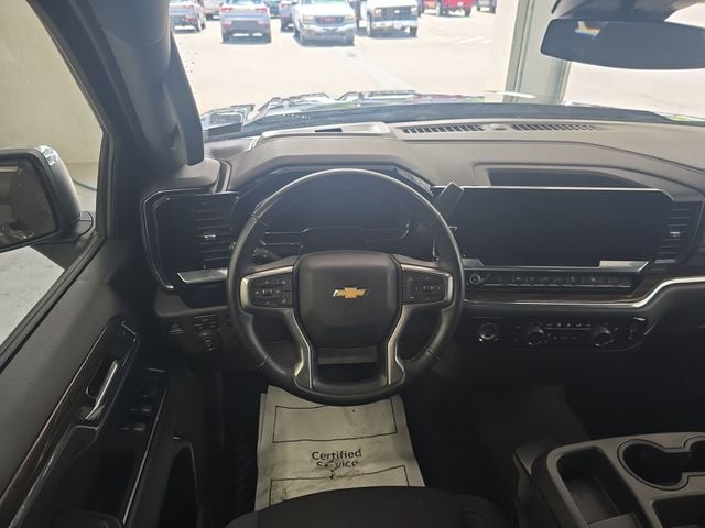 Pre-Owned 2023 Chevrolet Silverado 1500 LT - photo - 11