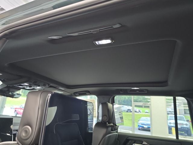 New 2026 GMC Yukon XL AT4 Ultimate - photo - 13
