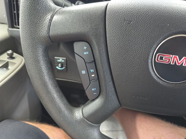 Pre-Owned 2025 GMC Savana 3500 LT - photo - 19