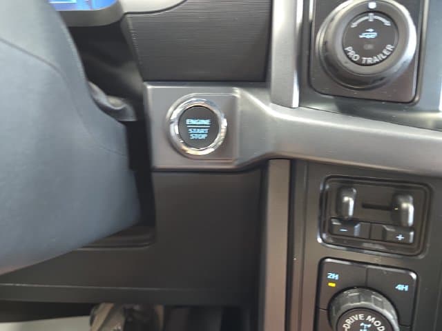 Pre-Owned 2025 Ford F-150 XLT - photo - 25