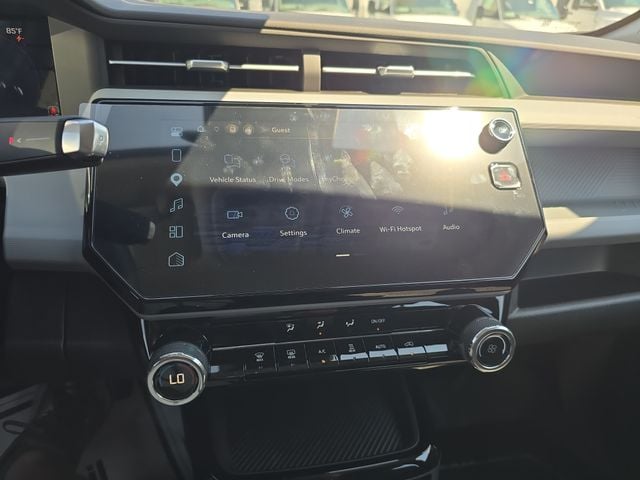 New 2027 Chevrolet Bolt EV LT - photo - 13