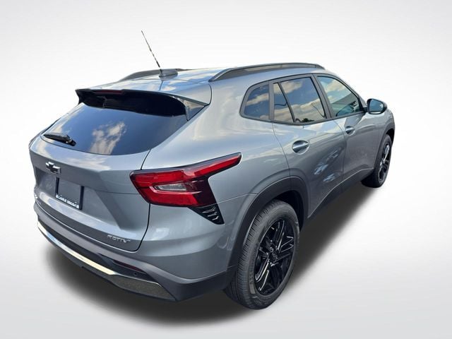 New 2026 Chevrolet Trax ACTIV - photo - 5