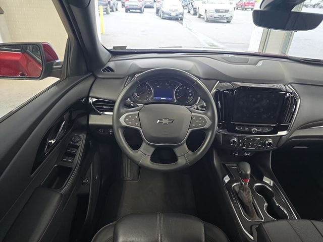 Pre-Owned 2023 Chevrolet Traverse RS - photo - 11