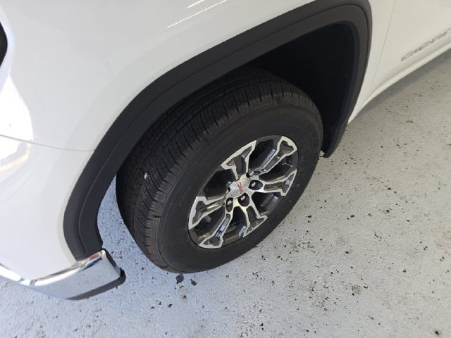 Pre-Owned 2025 GMC Sierra 1500 SLT - photo - 2