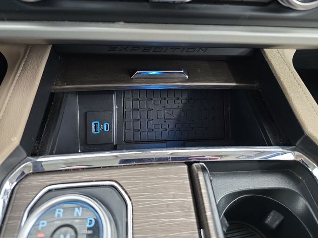 Pre-Owned 2024 Ford Expedition Limited - photo - 22