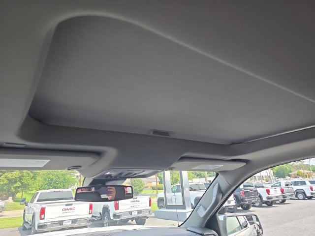New 2026 GMC Sierra 1500 SLT - photo - 12