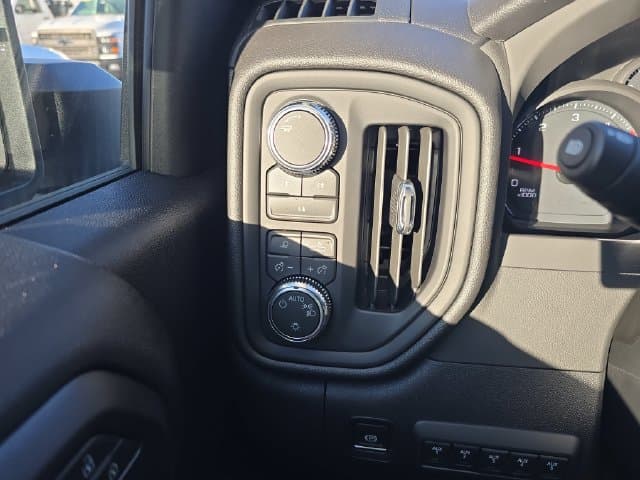 New 2026 GMC Sierra 3500HD Pro - photo - 14