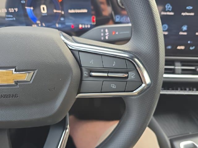 New 2026 Chevrolet Equinox EV LT - photo - 16