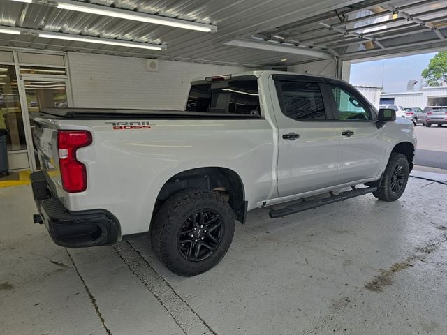 Pre-Owned 2020 Chevrolet Silverado 1500 LT Trail Boss - photo - 5
