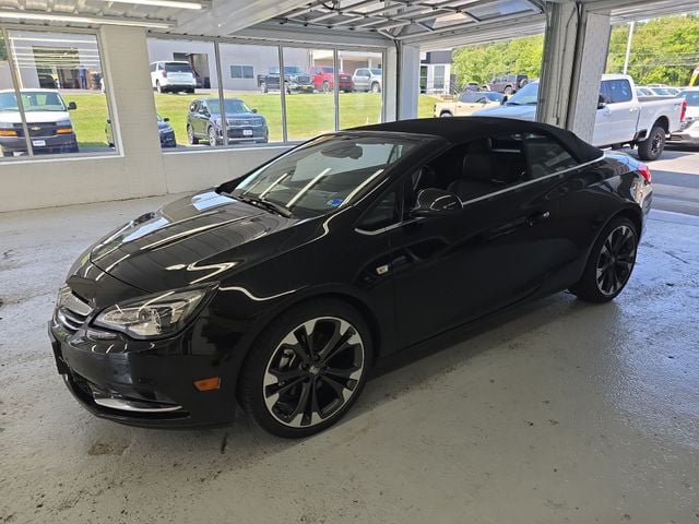 Pre-Owned 2017 Buick Cascada Premium - photo - 1