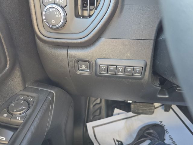 New 2026 GMC Sierra 3500HD Pro - photo - 41