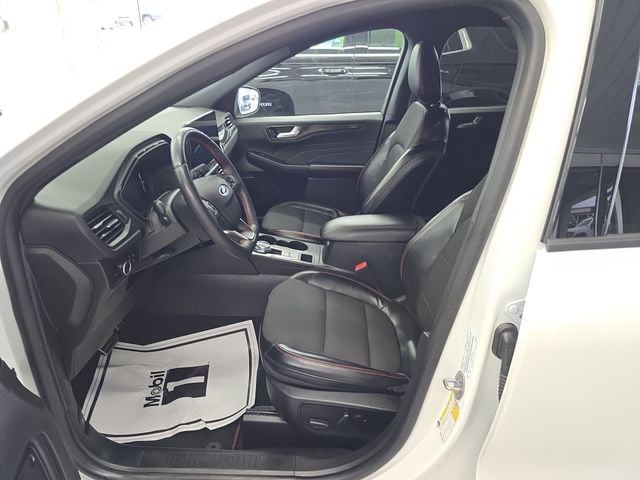 Pre-Owned 2023 Ford Escape ST-Line - photo - 12