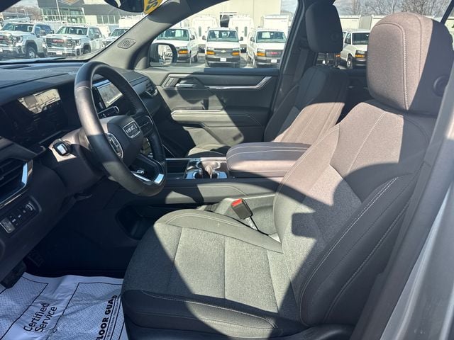 Pre-Owned 2025 GMC Acadia Elevation - photo - 8
