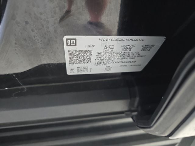 Pre-Owned 2023 GMC Yukon AT4 - photo - 13