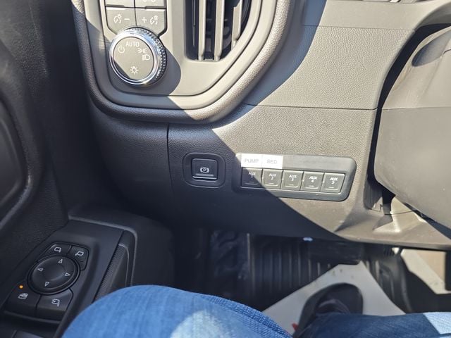 New 2026 GMC Sierra 3500HD Pro - photo - 17