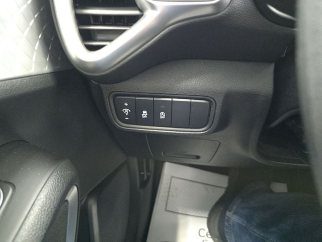Pre-Owned 2025 Kia Soul LX - photo - 19