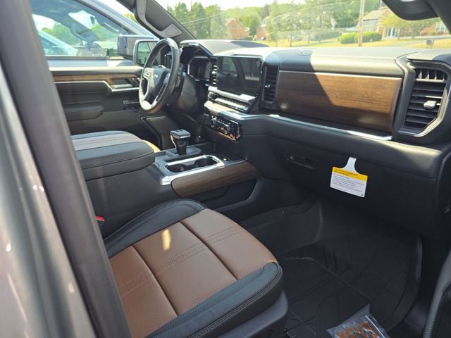 New 2026 Chevrolet Silverado 1500 High Country - photo - 10