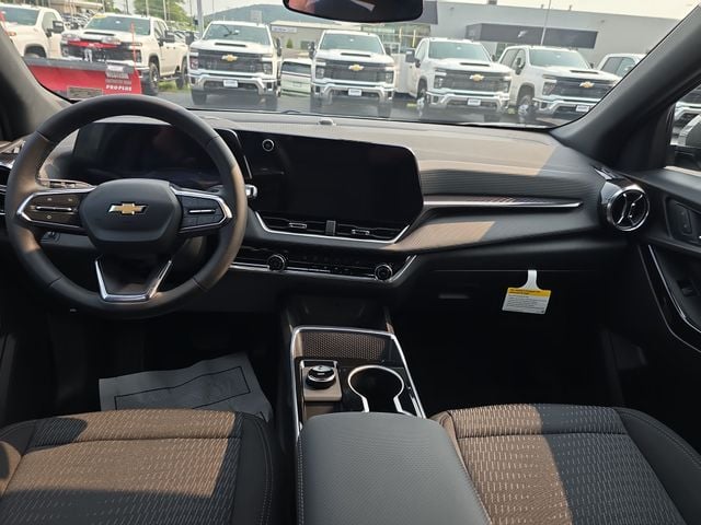 New 2027 Chevrolet Equinox LT - photo - 10