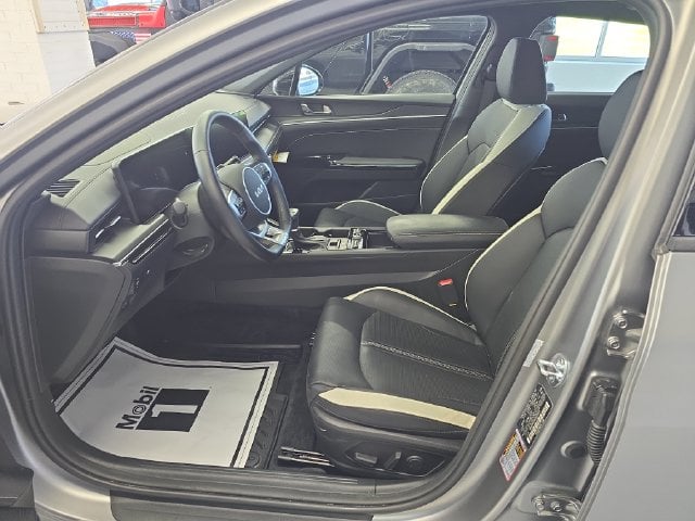 Pre-Owned 2025 Kia K5 GT-Line - photo - 12