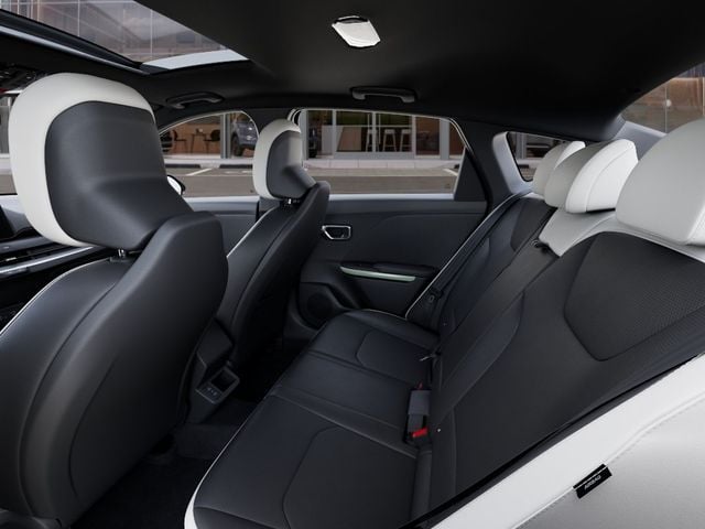 New 2026 Kia K4 GT-Line - photo - 17