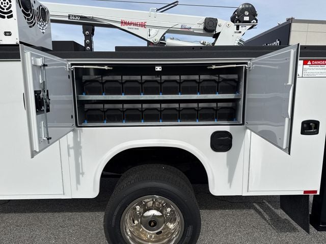 New 2024 Chevrolet Silverado 6500HD 1WT - photo - 22