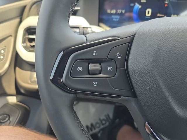 New 2027 Chevrolet Bolt EV LT - photo - 17