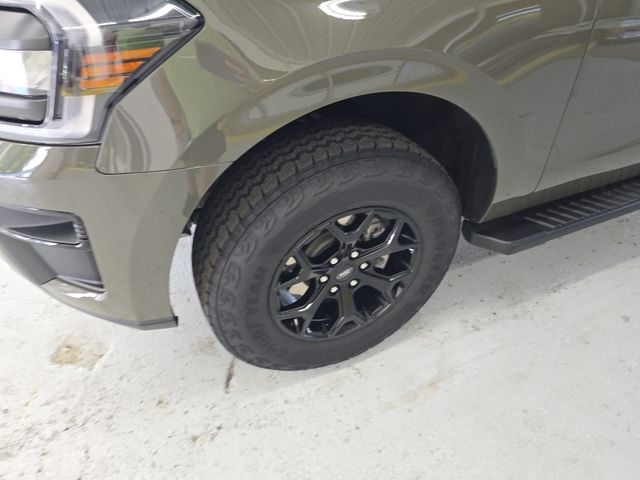 Pre-Owned 2024 Ford Expedition Timberline - photo - 8