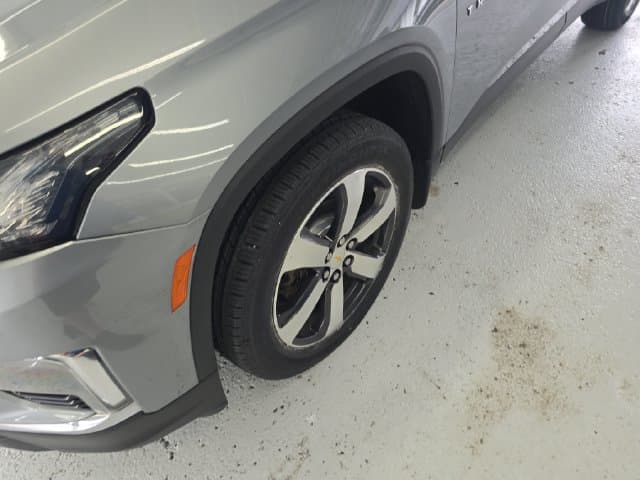Pre-Owned 2023 Chevrolet Traverse LT Leather - photo - 8