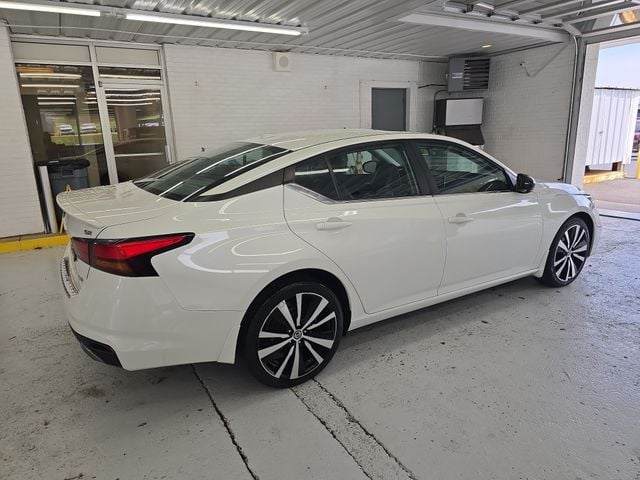 Pre-Owned 2019 Nissan Altima 2.5 SR - photo - 5