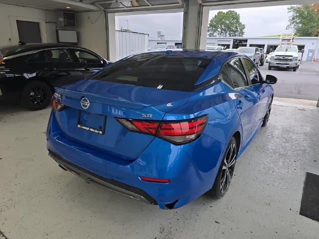 Pre-Owned 2020 Nissan Sentra SR - photo - 4